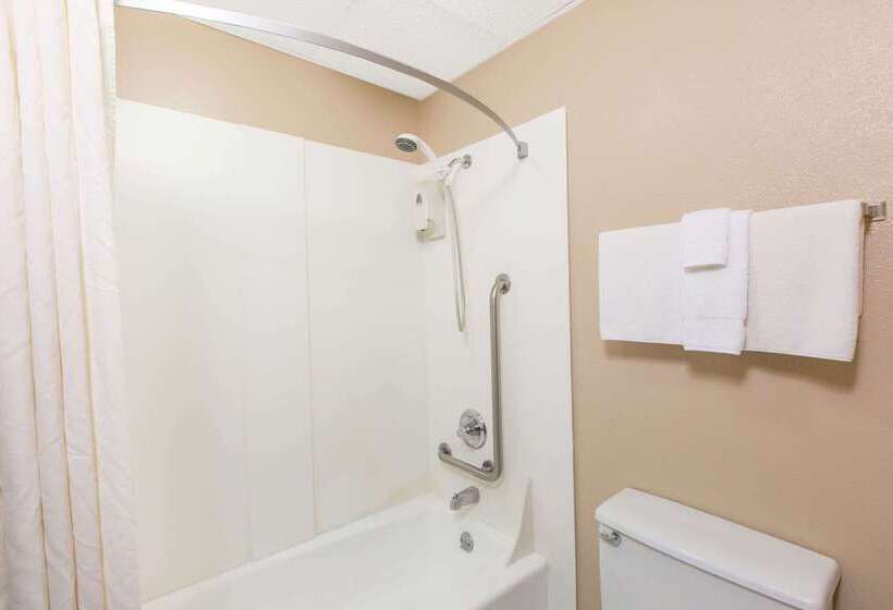 فندق Travelodge By Wyndham Denison