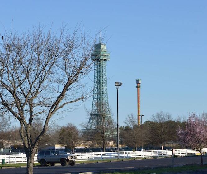 فندق Days Inn By Wyndham Doswell   Kings Dominion Area