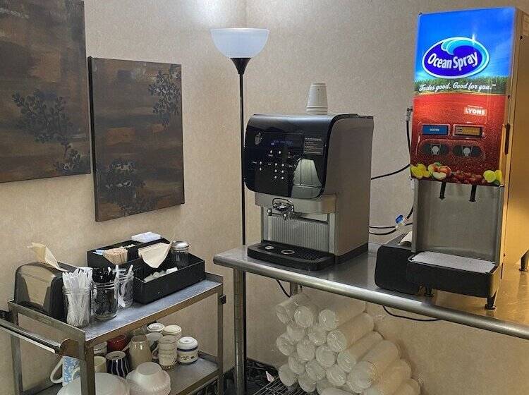 فندق Travelodge By Wyndham Great Falls