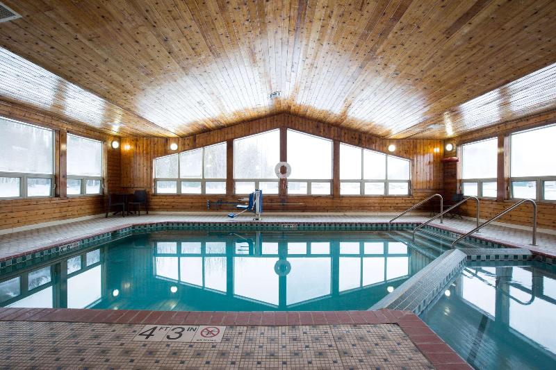 فندق Travelodge By Wyndham Merrill