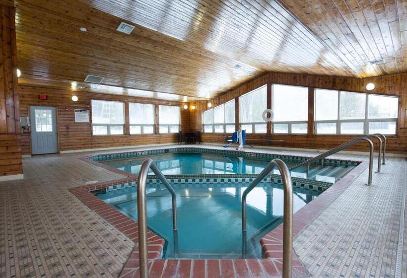 فندق Travelodge By Wyndham Merrill