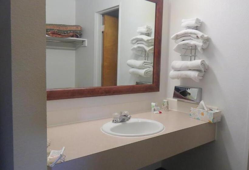 فندق Travelodge By Wyndham Stratton