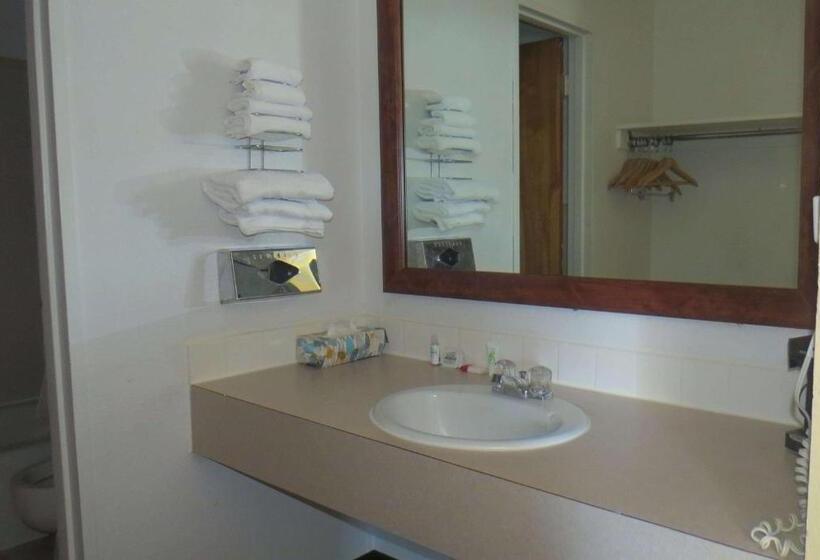 فندق Travelodge By Wyndham Stratton