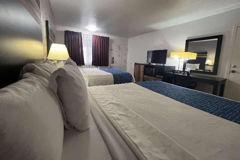 هتل Travelodge By Wyndham Truth Or Consequences