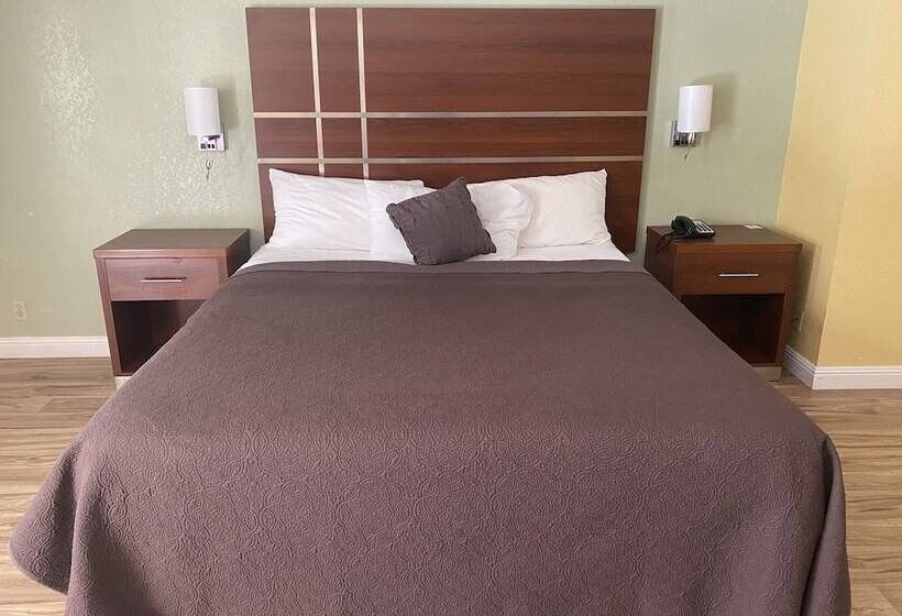 فندق Western Holiday Lodge