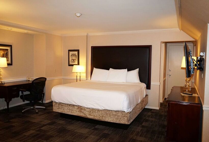 فندق Wingate By Wyndham Bellingham Heritage Inn