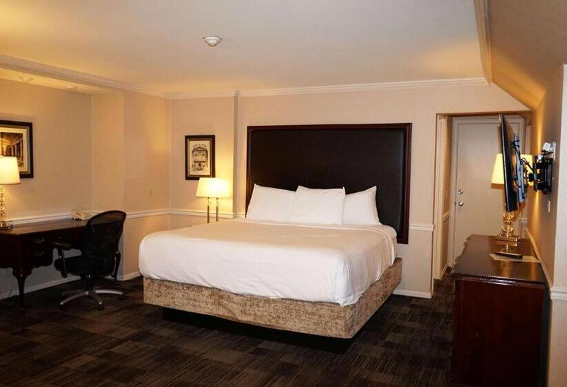 فندق Wingate By Wyndham Bellingham Heritage Inn