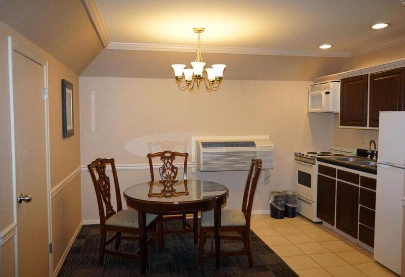 فندق Wingate By Wyndham Bellingham Heritage Inn