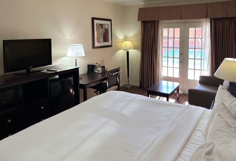 Motel 6 Dallas TX Downtown