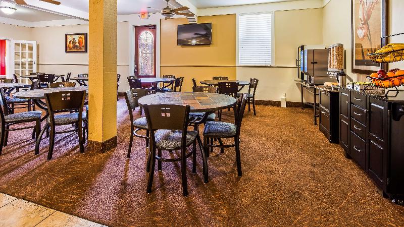 Motel 6 Dallas TX Downtown