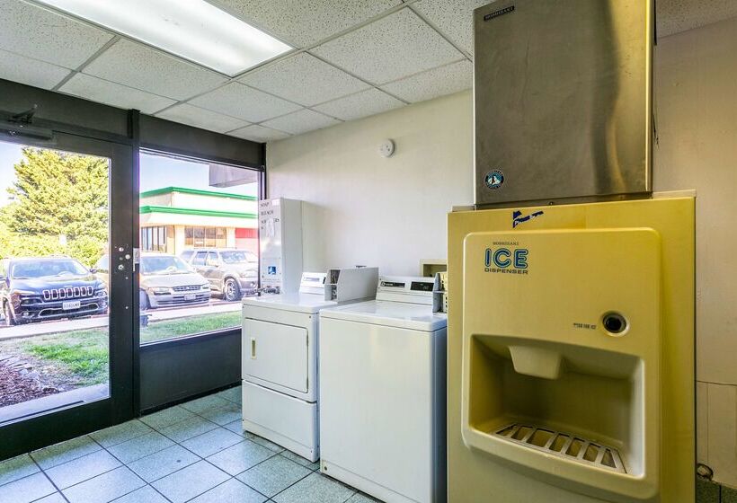 Отель Americas Best Value Inn Edgewood