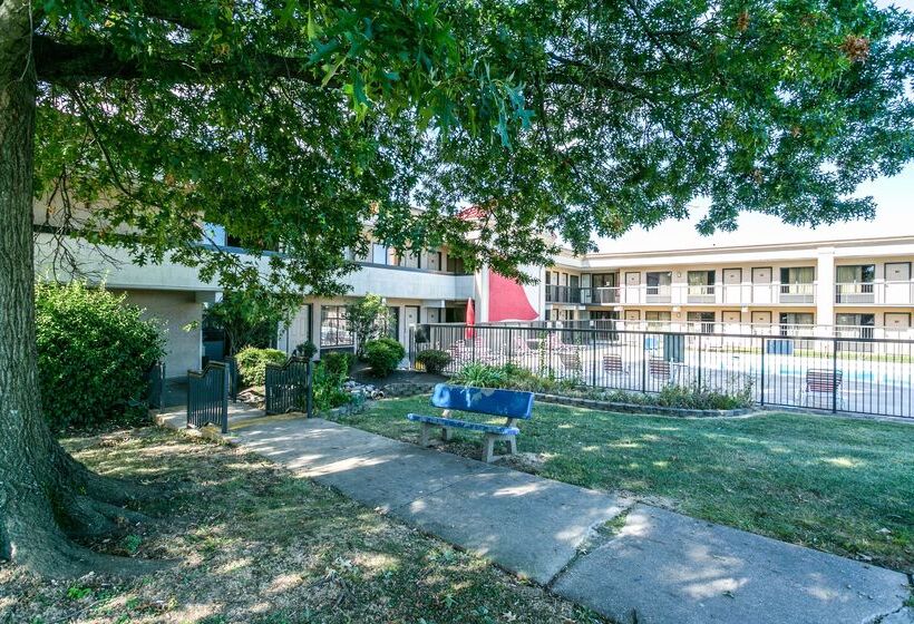 Отель Americas Best Value Inn Edgewood