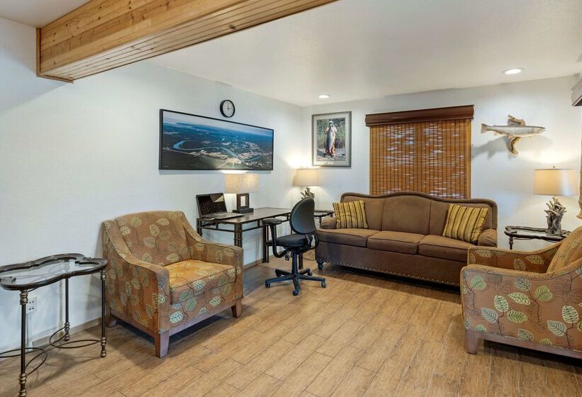 מוטל Best Western King Salmon Inn