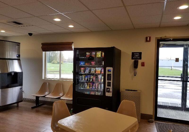 מוטל Best Western King Salmon Inn