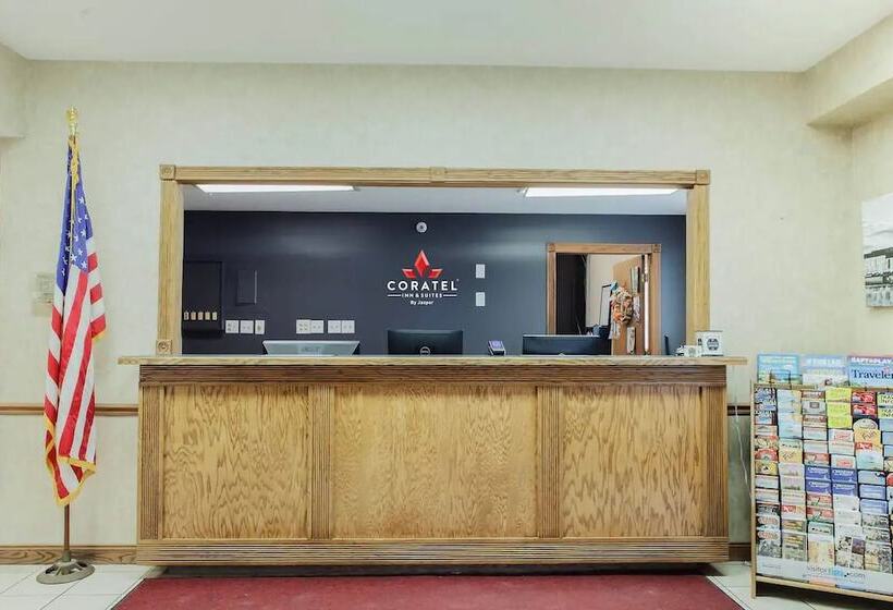 فندق على الطريق Coratel Inn & Suites By Jasper Mccook