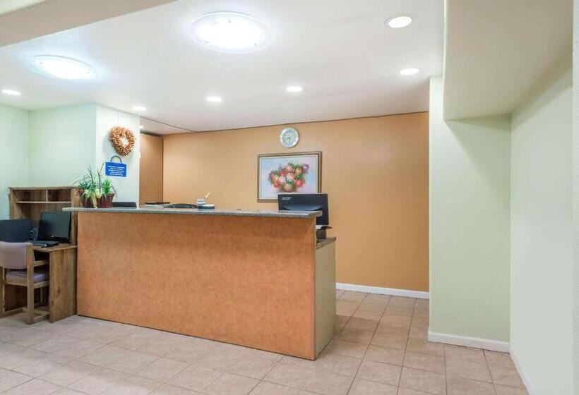 فندق على الطريق Days Inn By Wyndham Socorro