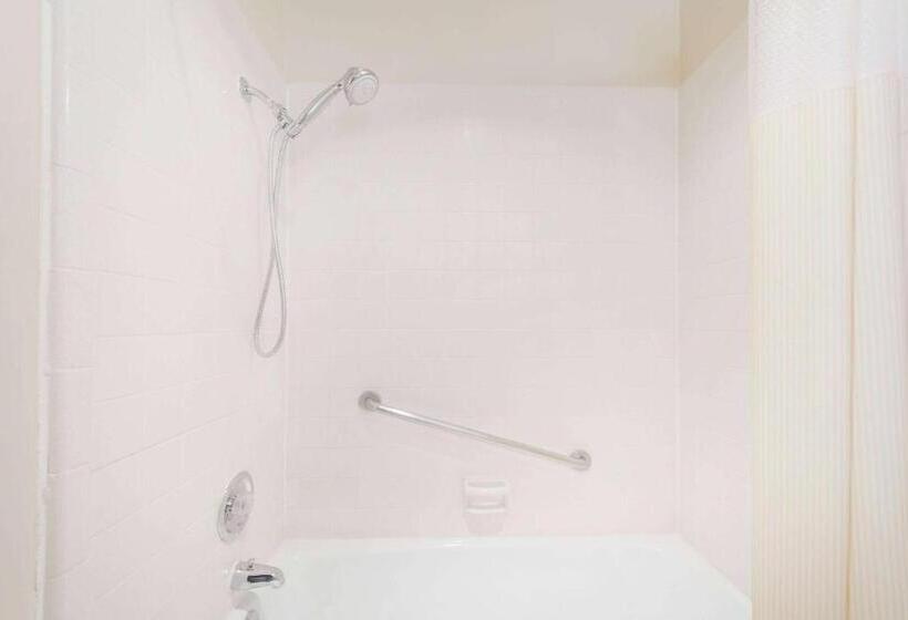 فندق على الطريق Days Inn By Wyndham Socorro