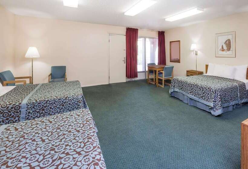 فندق على الطريق Days Inn By Wyndham Socorro