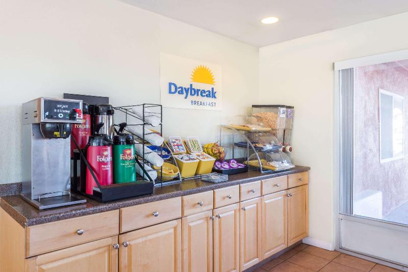 فندق على الطريق Days Inn By Wyndham Socorro