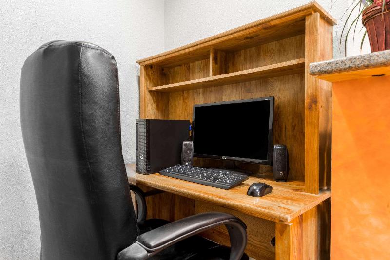 فندق على الطريق Days Inn By Wyndham Socorro