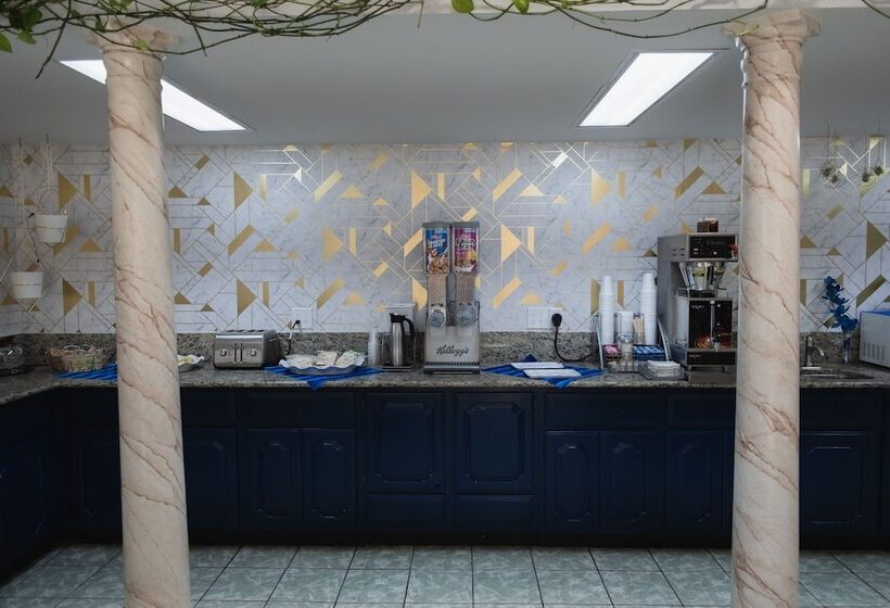 מוטל Envi Boutique