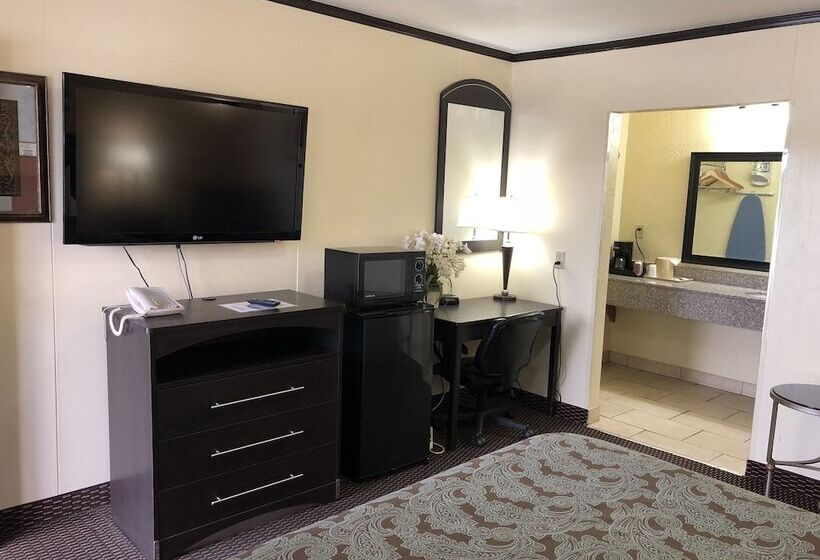 فندق على الطريق Flamingo Inn