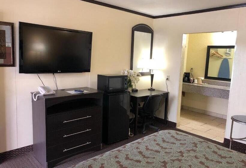 فندق على الطريق Flamingo Inn