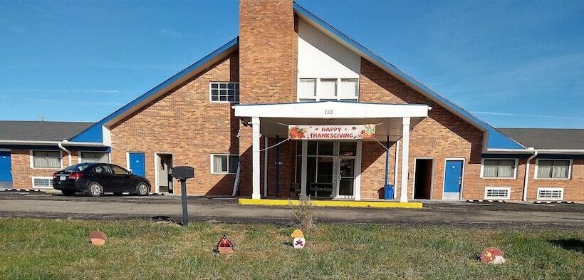 فندق على الطريق Grand View Plaza Inn & Suites