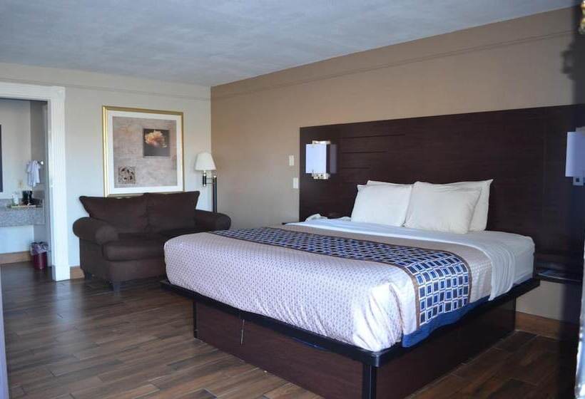 Мотель Hill Country Inn