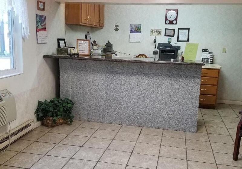 汽车旅馆 Island Inn