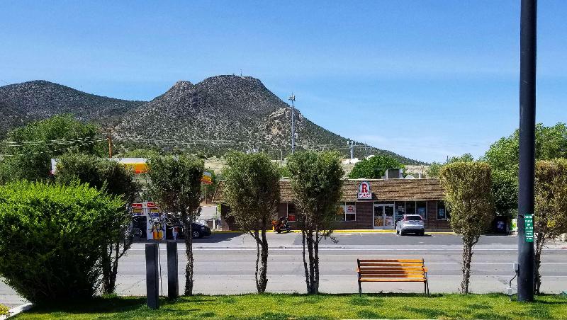 فندق على الطريق Magnuson Hotel Ely