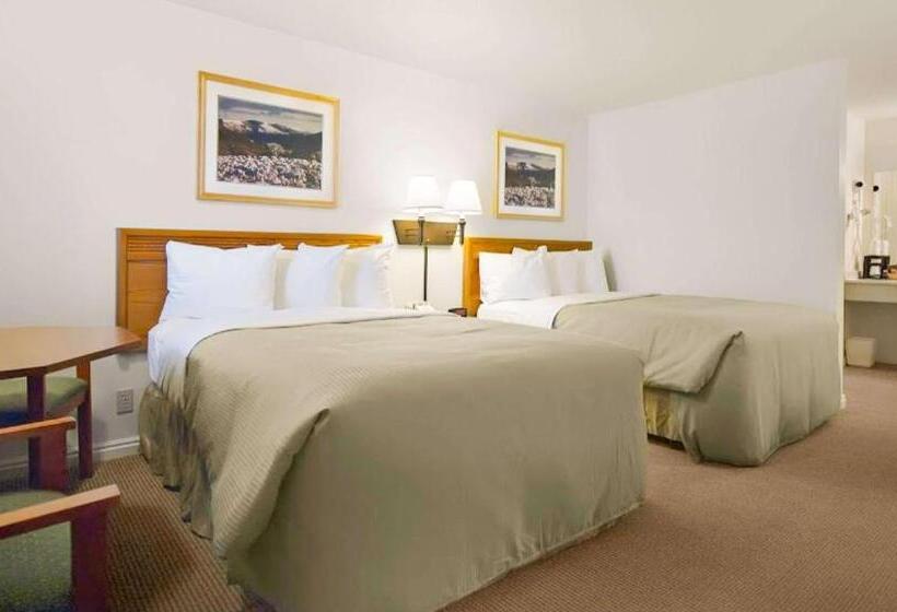 فندق على الطريق Magnuson Hotel Park Vue