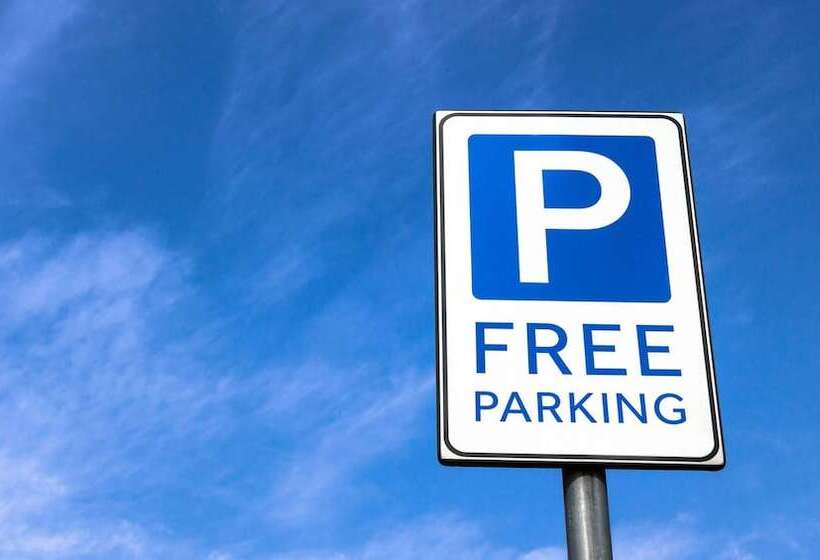 فندق على الطريق Magnuson Hotel Park Vue