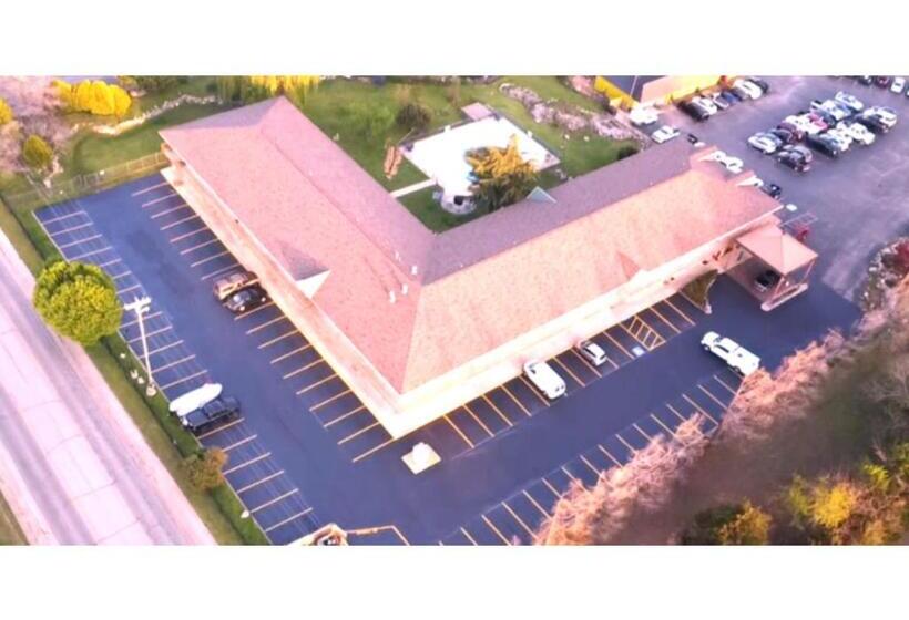 فندق على الطريق Mountain Home Inn