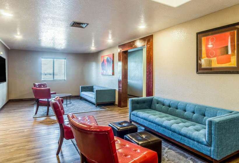 فندق على الطريق Quality Inn