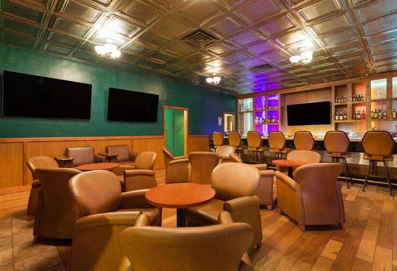 מוטל Super 8 By Wyndham Fallon