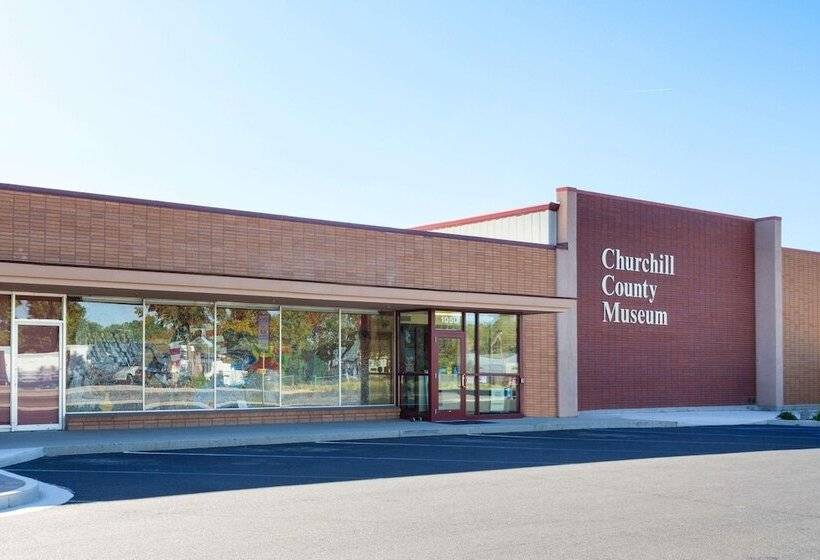 מוטל Super 8 By Wyndham Fallon