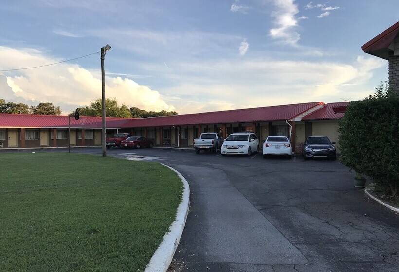 Princess Motel Maryville