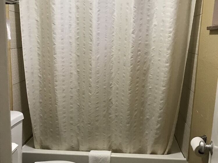 Princess Motel Maryville