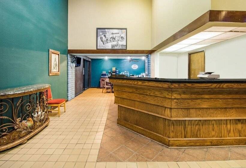 Republic Hotel Of Ozona