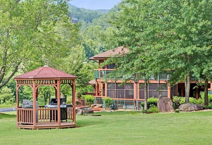 Курорт Hilton Vacation Club Bent Creek Golf Village Gatlinburg