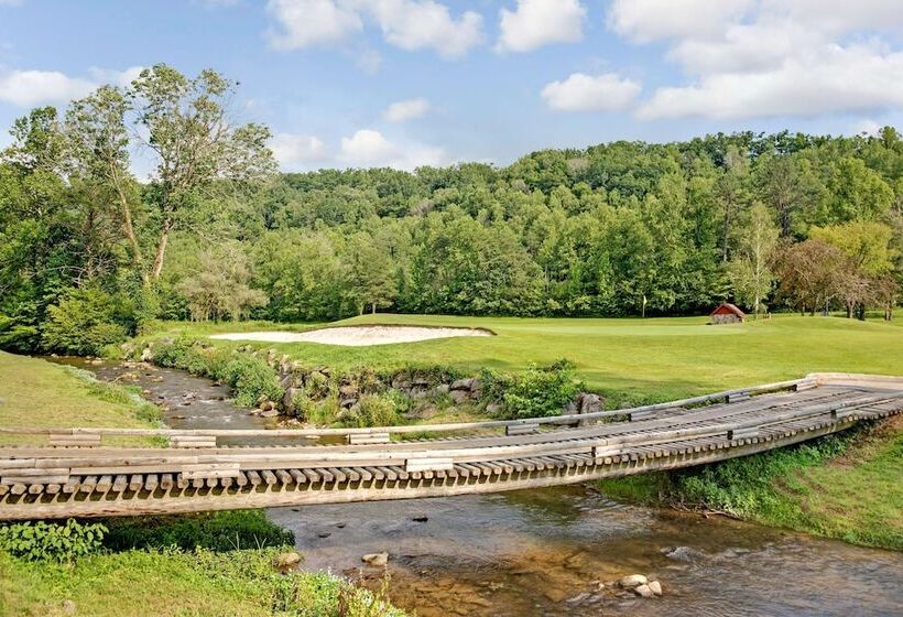 Курорт Hilton Vacation Club Bent Creek Golf Village Gatlinburg
