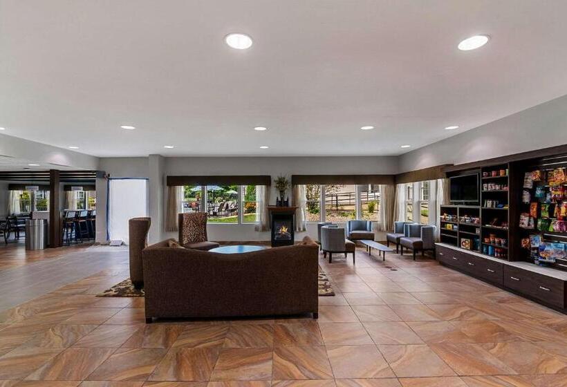 The Hotel Saratoga, Ascend Hotel Collection