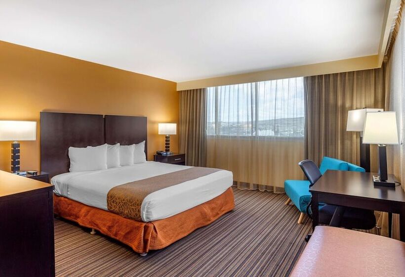 Best Western The Plaza Hotel Honolulu Airport   Free Breakfast