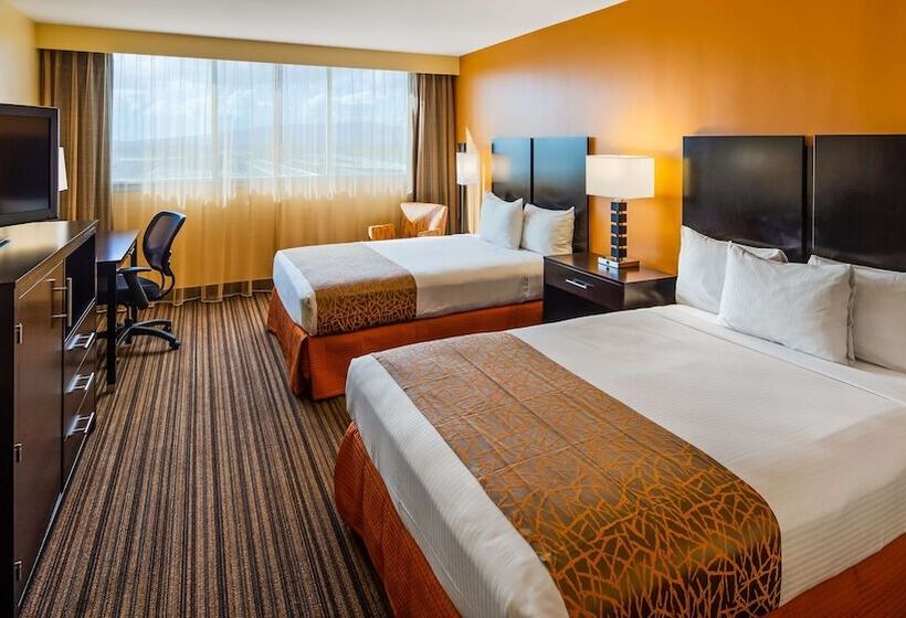 Best Western The Plaza Hotel Honolulu Airport   Free Breakfast