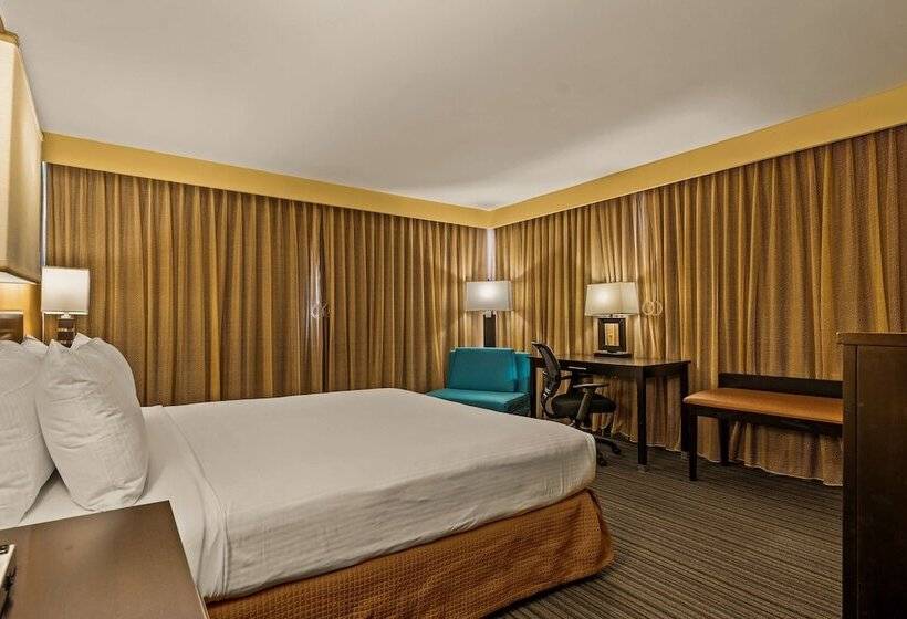 Best Western The Plaza Hotel Honolulu Airport   Free Breakfast