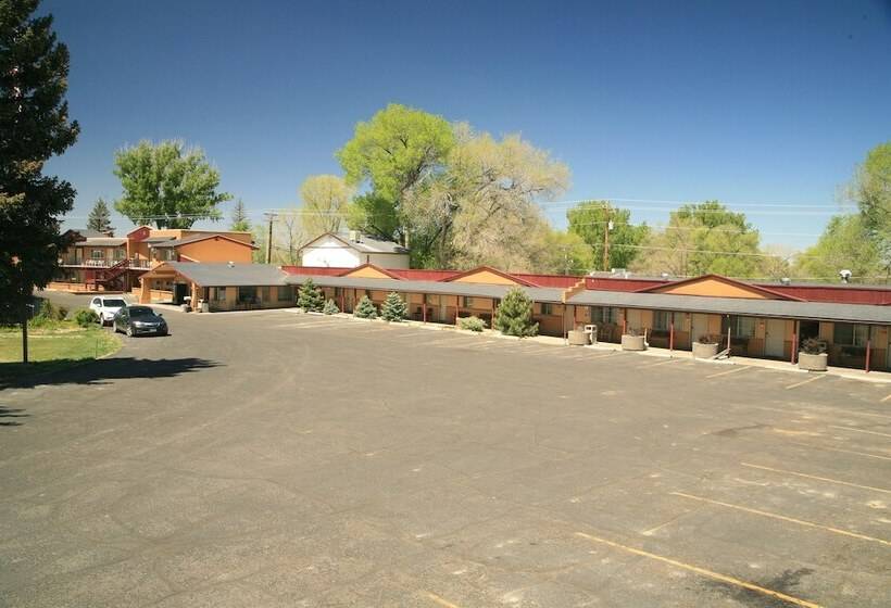 Black Canyon Motel