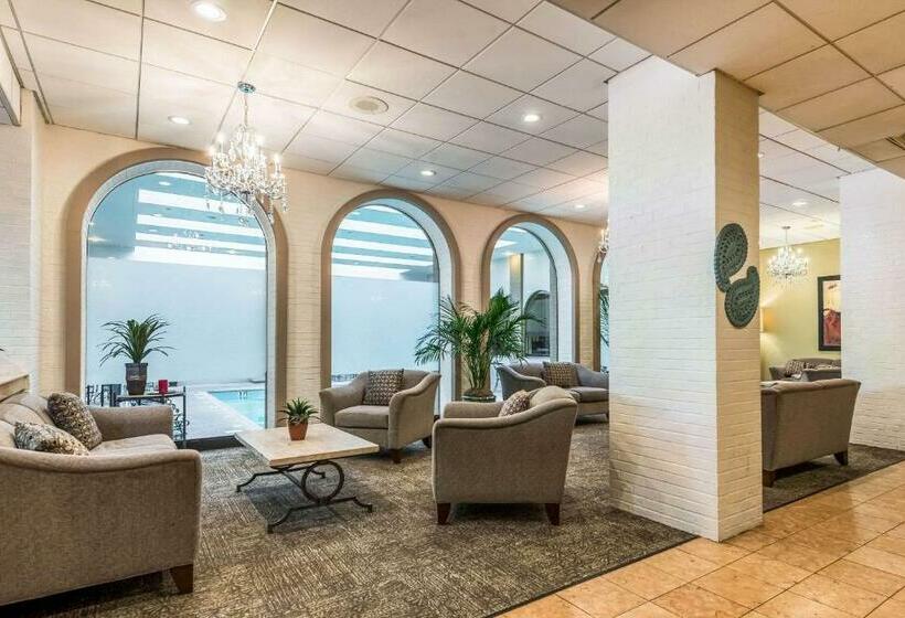 هتل Clarion   Cincinnati North