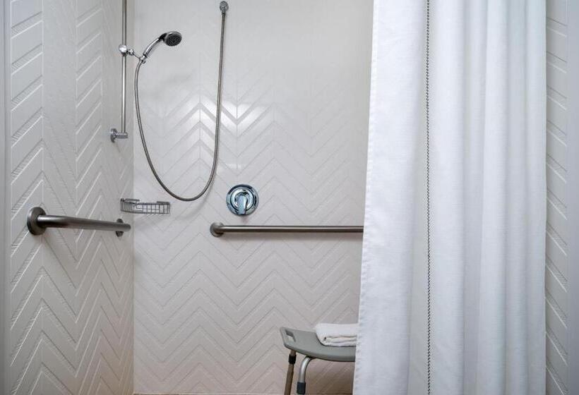 Delta Hotels By Marriott Jacksonville Deerwood