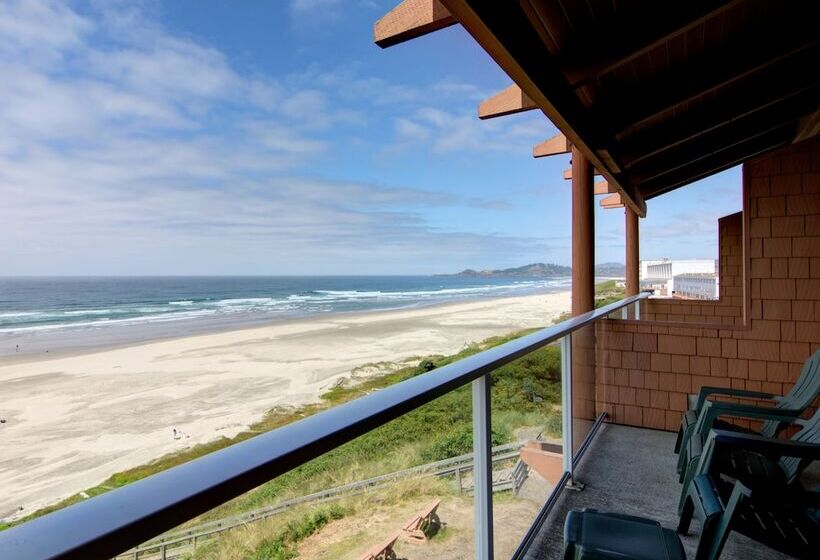 Hallmark Resort   Newport